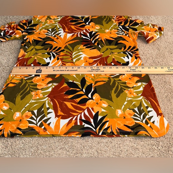 Ruby Rd. Multicolor Floral Top. Size L - Picture 7 of 12